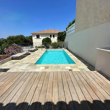 De Standing Vista - Domaine Romella - Piscine - Vue De Padula *