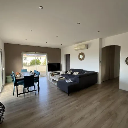 Willa De Standing Vista - Domaine Romella - Piscine - Vue De Padula *