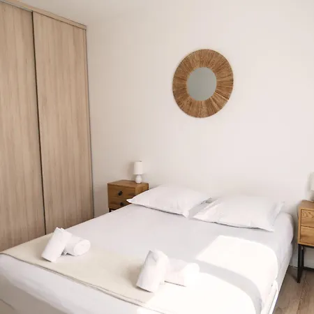 De Standing Vista - Domaine Romella - Piscine - Vue De Padula Willa *