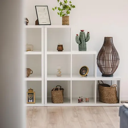 Willa De Standing Vista - Domaine Romella - Piscine - Vue De Padula