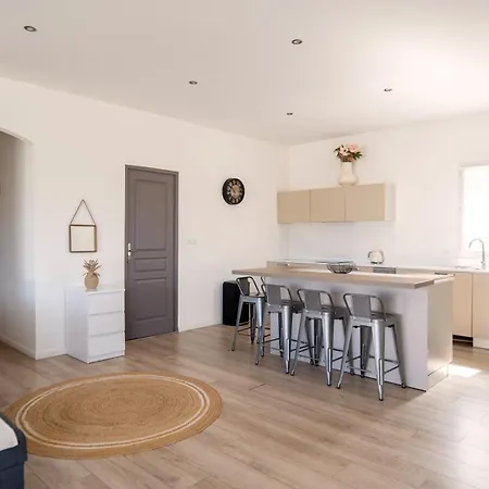 De Standing Vista - Domaine Romella - Piscine - Vue De Padula Villa