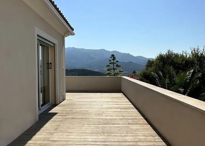 Villa De Standing Vista - Domaine Romella - Piscine - Vue De Padula *