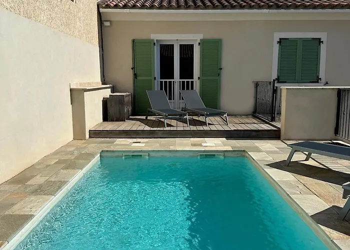 De Standing Vista - Domaine Romella - Piscine - Vue De Padula